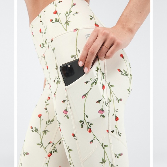 FABLETICS Oasis PureLuxe High-Waisted Legging - Picture 1 of 8